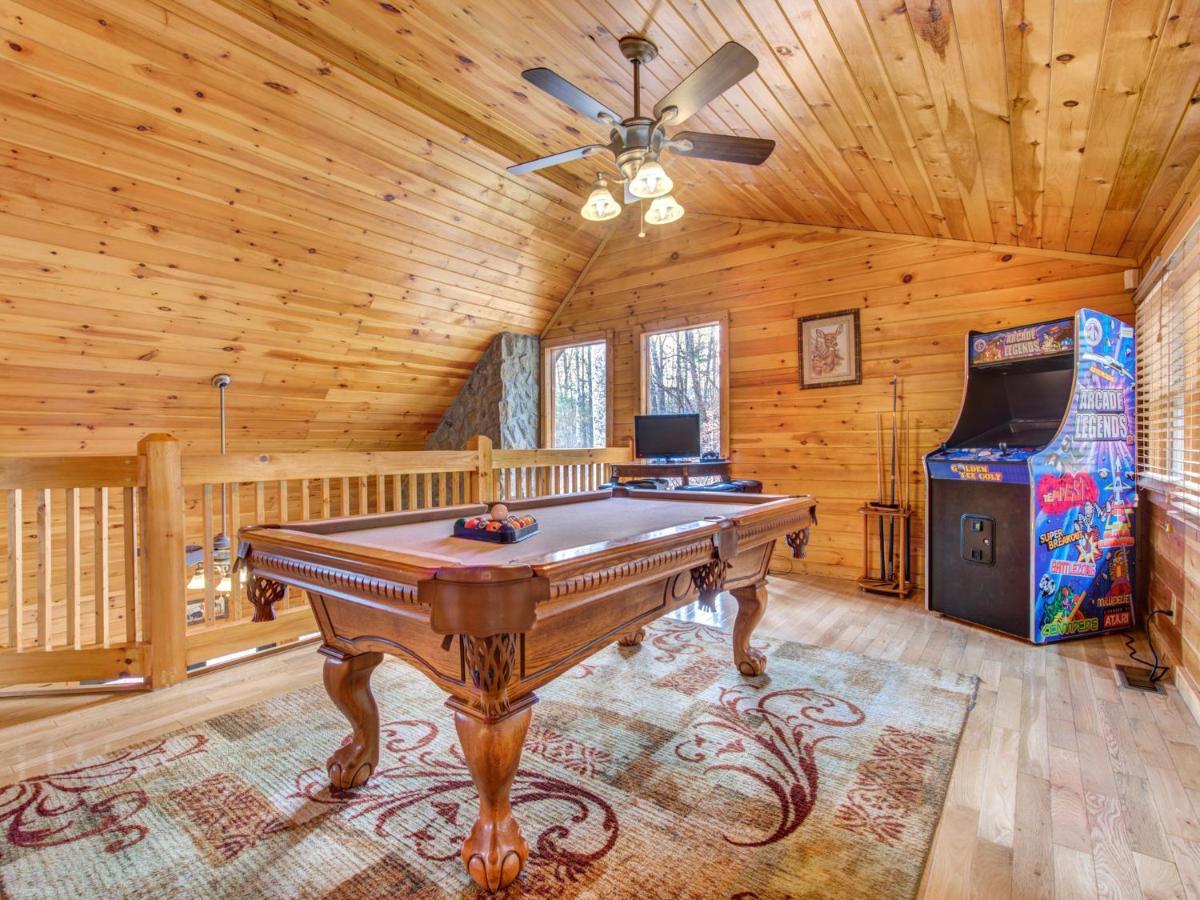 Splashing Sunrise, 2 Bedrooms, Private Pool, Arcade, Hot Tub, Sleeps 6 Pigeon Forge Exterior photo