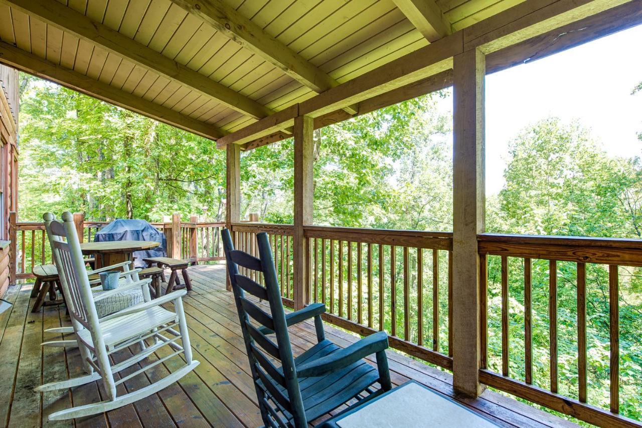 Splashing Sunrise, 2 Bedrooms, Private Pool, Arcade, Hot Tub, Sleeps 6 Pigeon Forge Exterior photo