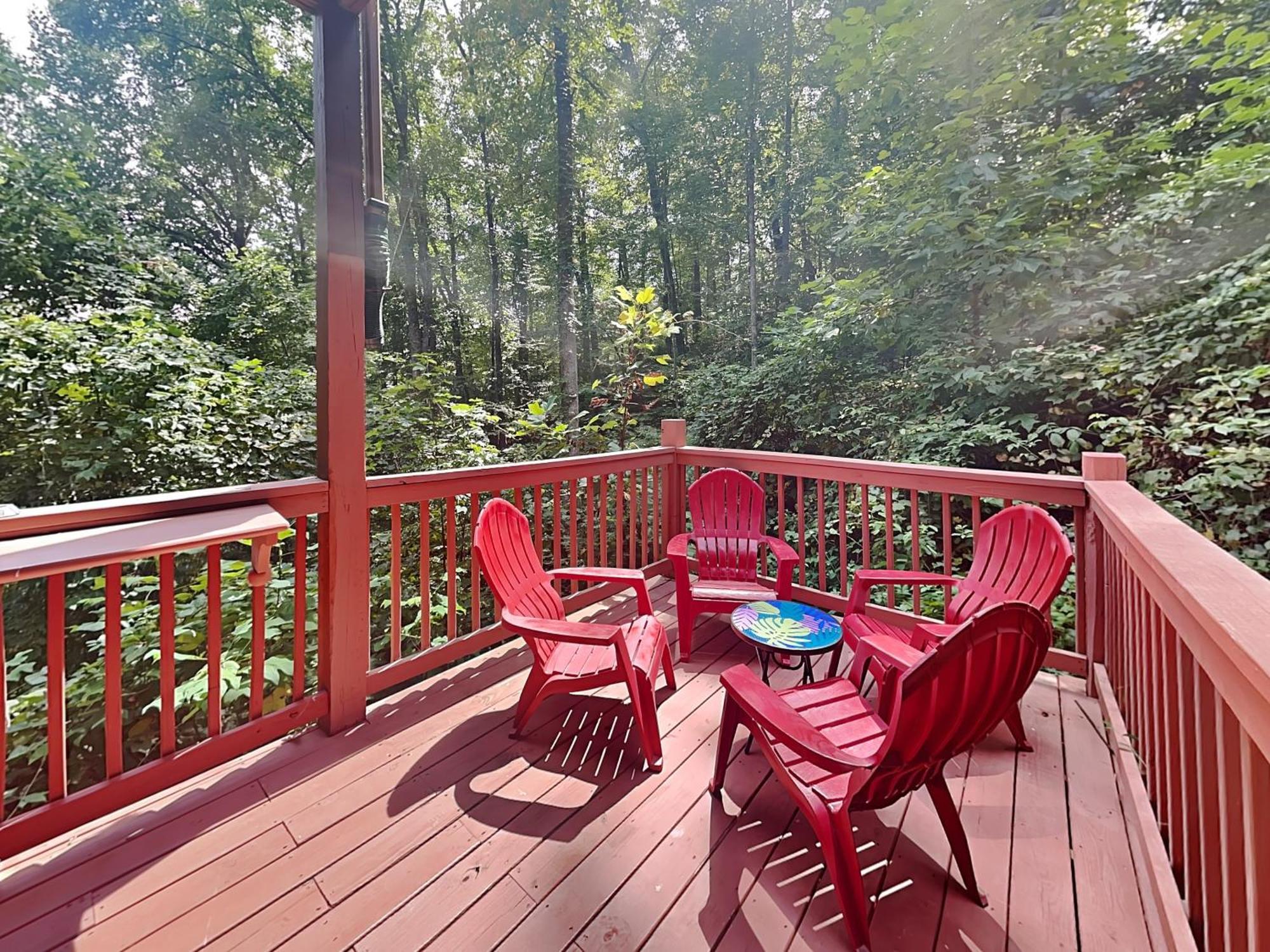 Splashing Sunrise, 2 Bedrooms, Private Pool, Arcade, Hot Tub, Sleeps 6 Pigeon Forge Exterior photo